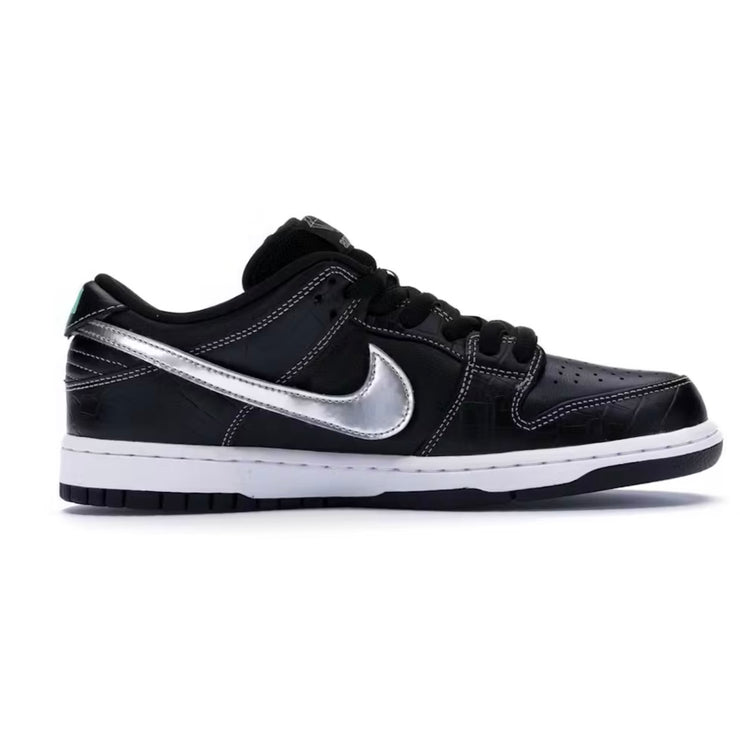 Nike Dunk SB “Diamond Supply Co. Black Diamond”