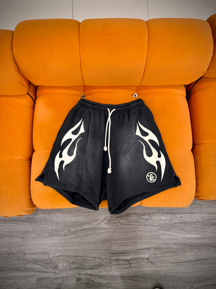 HELLSTAR FLAME SHORTS LARGE