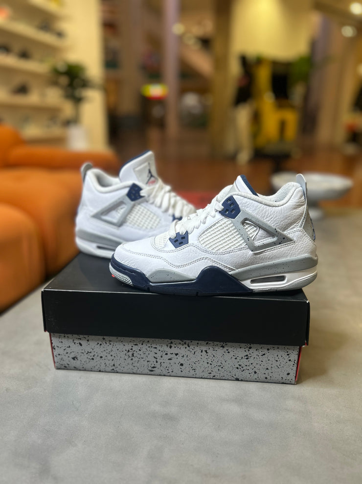 (Pre-Owned)JORDAN 4 MIDNIGHT NAVY SIZE 6Y/7.5W