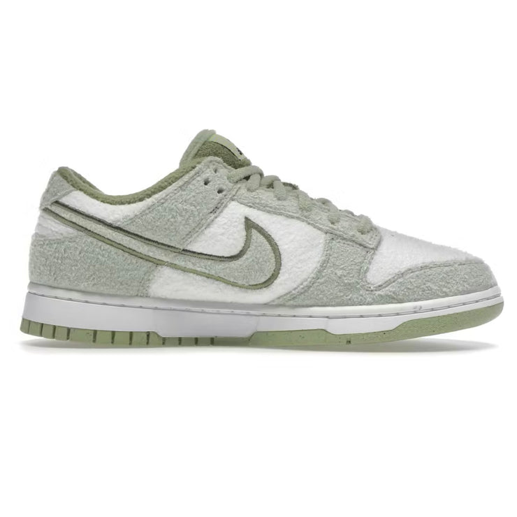 Nike Dunk Low SE Fleece Pack Honeydew (Women’s)