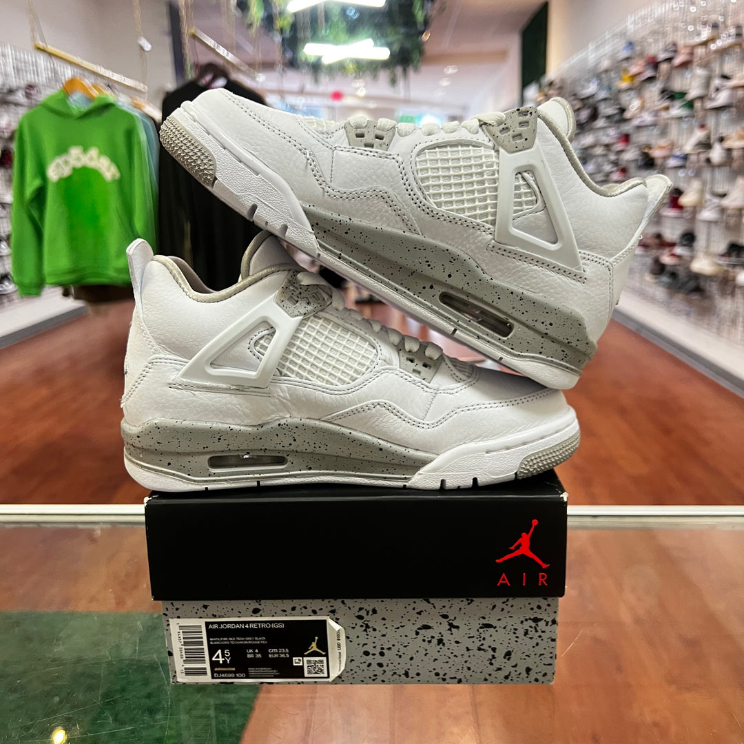 シューズ(男性用) Nike Air jordan 4 oreo Nike Air Jordan 4 Retro Oreo 408452-003 GS Size 6 Youth