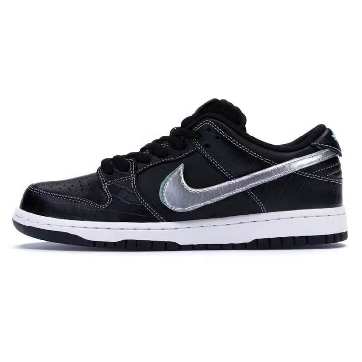 Nike Dunk SB “Diamond Supply Co. Black Diamond”