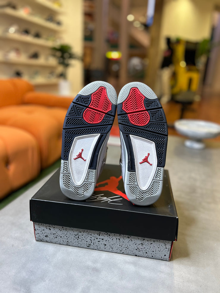 (Pre-Owned)JORDAN 4 MIDNIGHT NAVY SIZE 6Y/7.5W