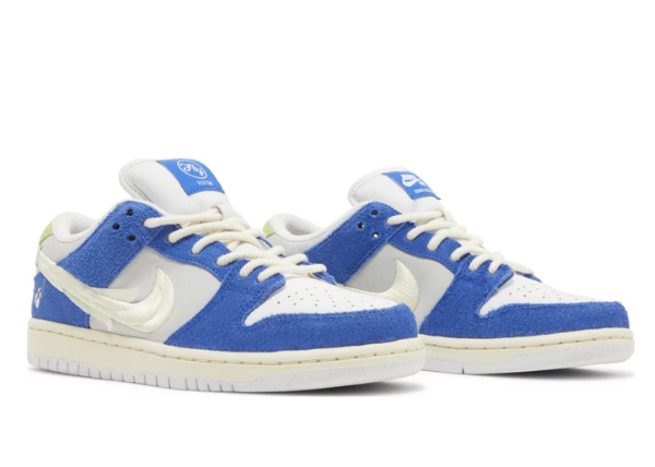 Nike SB Dunk Low Pro Fly Streetwear Gardenia