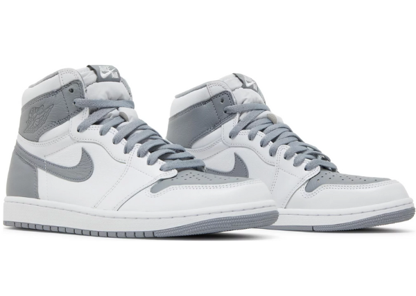 Jordan 1 Retro High OG Stealth